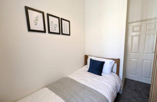 South Shields Apartment | Enjoy A Spacious 3 Br W Your Family And Friends