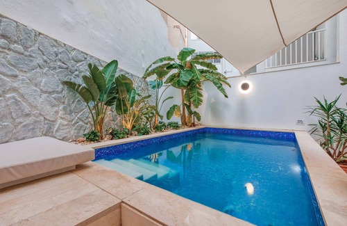 St. Paul's Bay Apartment | Enjoy a stylish stay in this modern Malta retreat with private pool