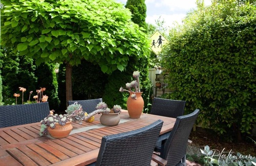 Lake Wendouree Apartment | Enjoy a stylish experience at this centrally located apartment