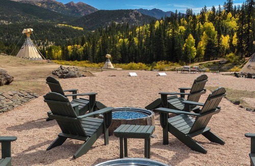 Lake George House | Enjoy a "Weekend in the Wild" in a Conestoga Wagon [1]