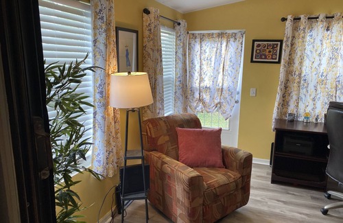 Silver Lake House | Enjoy all that The Villages Florida has to offer in affordable Villages Home