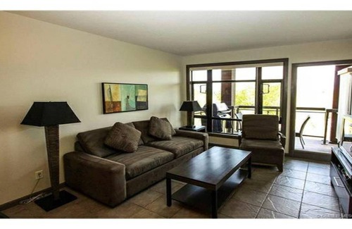 South Pandosy Condo | Enjoy all the Beautiful Okanagan has to offer.