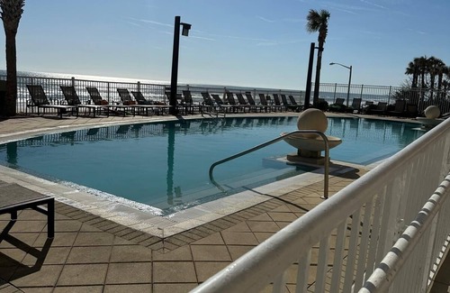 Daytona Beach Condo | Enjoy an amazing Beach Holiday in Daytona Beach Shores w/5 Star amenities!
