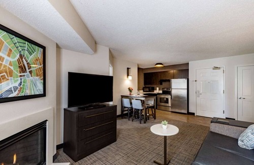 Mount Tabor Hotel | Enjoy and Unwind! Two Cozy 2BR Suites w/Kitchens, Near Whippany Railway Museum!