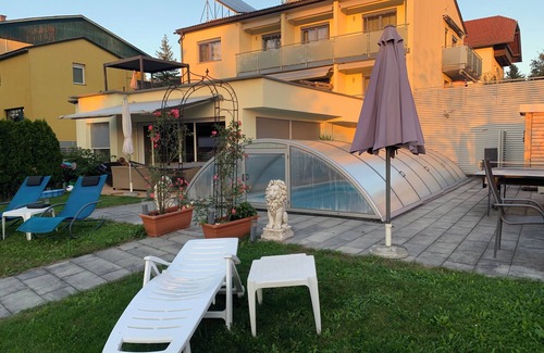 Seelach Apartment | enJOY apartment with terrace, e-bikes included, pool, 250m to Lake Klopeiner See