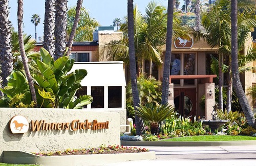 Solana Beach Hotel | Enjoy beautiful beaches of Del Mar, minutes to San Diego. Walk to restaurants.
