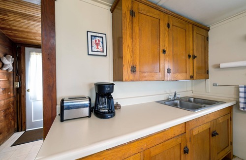 Mid-Coast and Islands Cottage | Enjoy beautiful easterly views of Casco Bay from this charming 1BR cottage