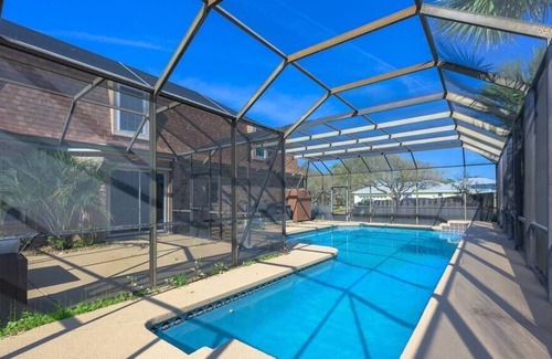 Ormond Beach House | Enjoy Beautiful Ormond Beach 4BR Apt WiFi & Pool