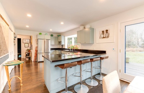 Bridgehampton House | Enjoy Beautiful Sunsets Over Farm Fields From The Back Deck Of This Beach Home