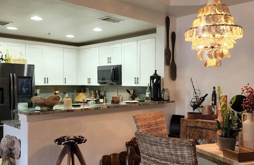 Diplomat Condo | Enjoy Clara's Villa, Exquisite 2nd floor Condo with Elevator