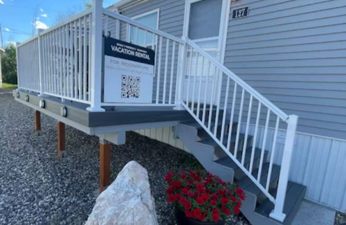 Fort Smith House | Enjoy Comfort & Convenience While Exploring the Bighorn River & Lake!