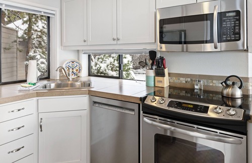 Century West Condo | Enjoy Deschutes River Views from Beautiful 2-Bedroom Mt. Bachelor Village Condo!