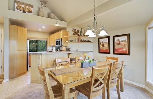 Century West Condo | Enjoy Deschutes River Views from Beautiful 3-Bedroom Mt. Bachelor Village Condo!