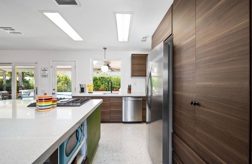 Sunrise Vista Chino House | Enjoy Desert Sunrise Home with Pool and Spa in famous Moviestar Colony