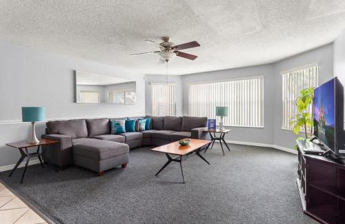 Kissimmee Apartment | Enjoy Disney 3BRs at Villas of Somerset VS2745
