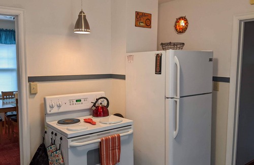 Ironwood House | Enjoy entire home by the Iron Belle Trail with sauna!