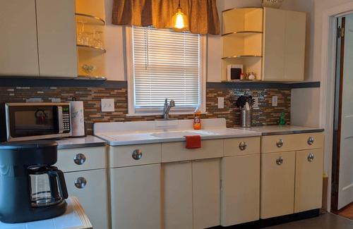 Ironwood House | Enjoy entire home by the Iron Belle Trail with sauna!