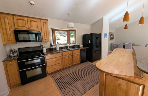 Forest Lake Heights House | Enjoy Fall in Lake James - 3 bd/2 ba Lakeview Home with Boat Ramp and Kayaks