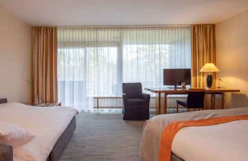 Wolfheze House | Enjoy Forest Serenity in a Plush Room Near De Hoge Veluwe - 2 Units