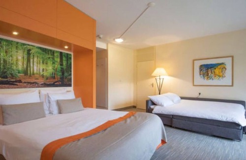 Wolfheze House | Enjoy Forest Serenity in a Plush Room Near De Hoge Veluwe - 2 Units