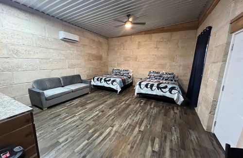Fluvanna House | Enjoy Lake Alan Henry in Justiceburg Texas in one of our 5 Bungalows