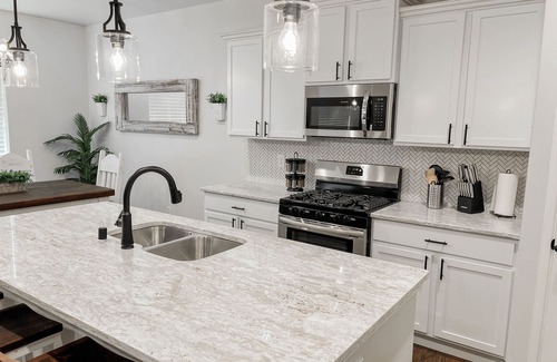 Las Cruces House | ⭐️Enjoy Las Cruces at this Farmhouse Home w/3 BR