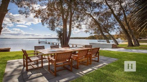 Summerland Point House | Enjoy Lazy Daze