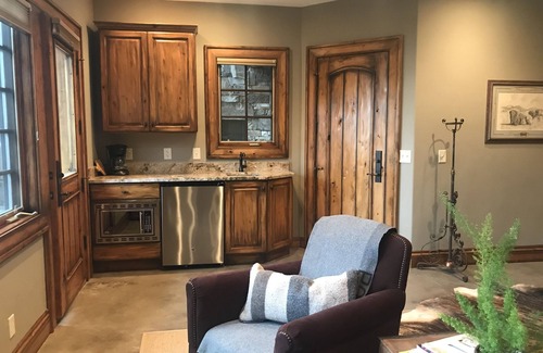 Finley Point Apartment | Enjoy lodge style private luxury with a secluded beach and cove.