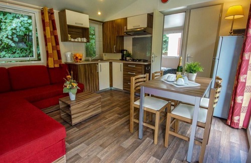 Luxembourg Ardennes House | Enjoy luxury and nature in the Mullerthal mobile home at Resort Walsdorf. Pet-free or pet-friendly.