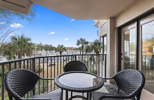 Shelter Cove Condo | Enjoy Marina & Water Views from Private Balconies - Near Beach