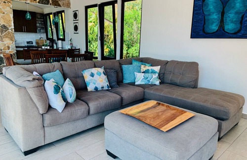 Altos del Maria House | Enjoy Mountain Retreat Close to Panama Beaches