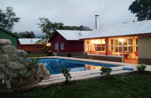 Vaqueros Cabin | Enjoy nature just minutes from downtown. Green Cottage