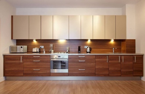 Basingstoke Apartment | Enjoy Panoramic Views at Modern One-bedroom Apartment in Central Basingstoke