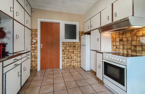 Lorcy House | Enjoy peace and quiet in this spacious vacation home on the outskirts of Saint-Hubert.