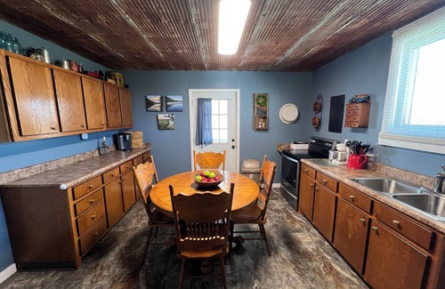 Bakerton Other | Enjoy peace and quiet in this country home located near the Cumberland River.