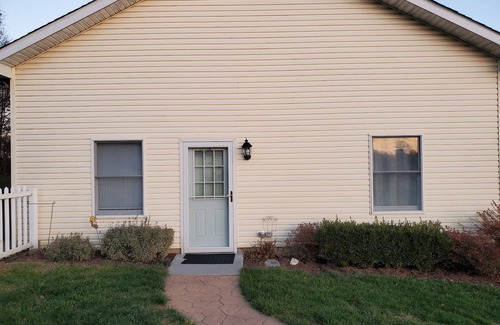 Lovettsville Apartment | Enjoy peace, quite and the beauty!