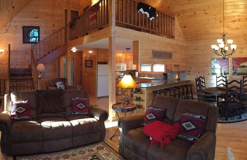 Pagosa Springs Cabin | Enjoy Peace & Wildlife- Stunning Log Home w/Mountain Views! Pagosa Springs, Co