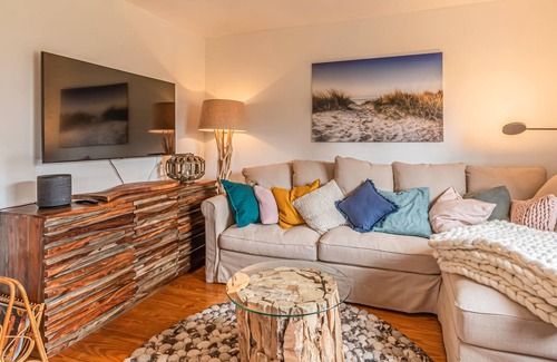 Osterhever House | Enjoy pure rest and relaxation in the Strandläufer vacation home!