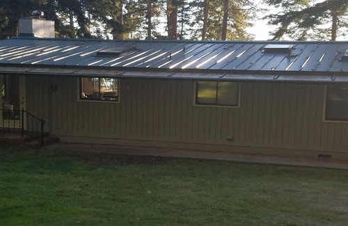 Lopez Island House | Enjoy Roseberry Cottage! Updated westside beach access with stunning views