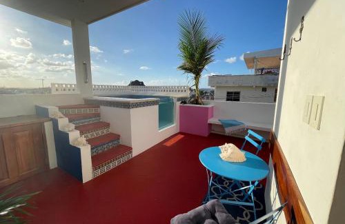 La Gloria Apartment | Enjoy Sunsets at Fully Equipped 1BR Condo by the beach