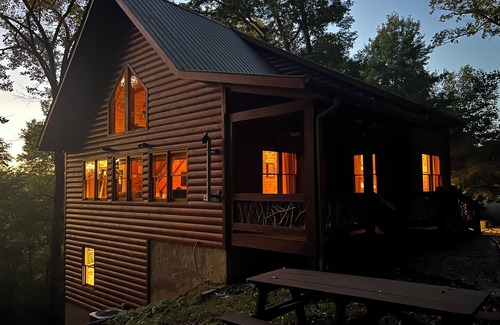 Blue Ridge Cabin | Enjoy sunsets from this quaint mountain cabin, 3 minutes from historic downtown.