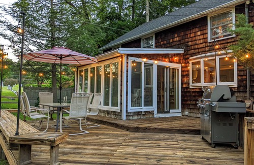 Rotterdam Junction House | Enjoy the best of Saratoga area from a quiet and relaxing location!