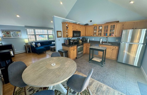 Brewster House | Enjoy the charm of this Cape Cod getaway; coastal elegance meets modern comfort and tranquility.