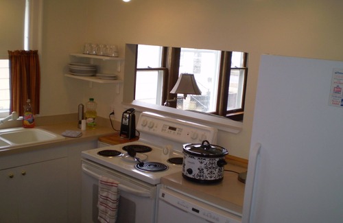 Wausau House | Enjoy the Comforts of Home ~ Free Pizza Fridays!