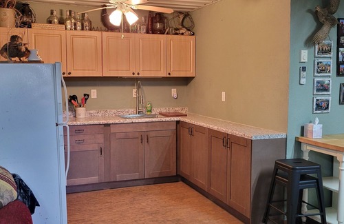Kimball Cabin | Enjoy the countryside while being 30 min from the Missouri River
