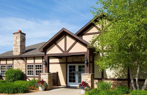 Boyne City Condo | Enjoy the family for ski adventures in 2BD condo with resort amenities