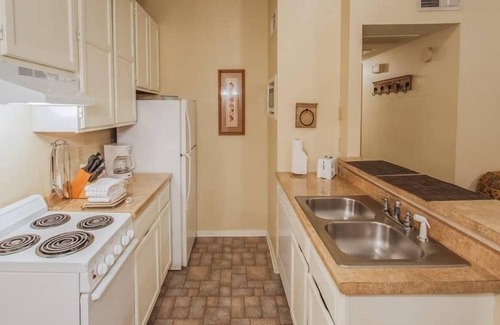 Holly Lake Ranch House | Enjoy the fresh air and nature with family & friends in 2BD condo