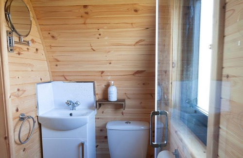 Isle of North Uist Cottage | Enjoy the fresh air, silence and be surrounded by nature at this pod.