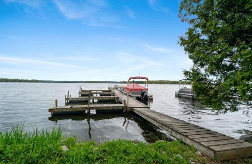 Otonabee-South Monaghan House | Enjoy The Outdoors at Rice Lakes