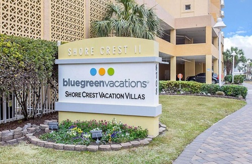 Windy Hill Condo | Enjoy the resort amenities (lazyriver) with the family in great beach 2BD condo